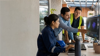 La transformación tecnológica del empleo obligará a millones de trabajadores en México a actualizar sus habilidades y combinar el dominio de herramientas digitales con pensamiento crítico, creatividad y capacidad de adaptación