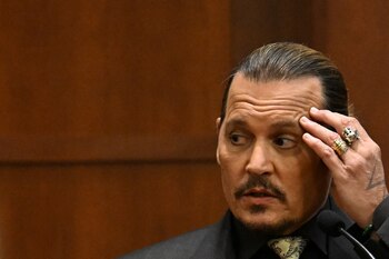 Actor Johnny Depp testifies at