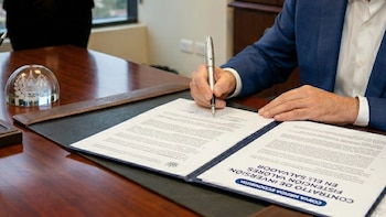 La Asamblea Legislativa de El Salvador elimina la retención fiscal del 3 % a inversionistas extranjeros en títulos valores