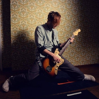 La hija de la víctima,