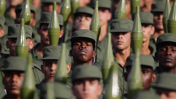 Hay quien sostienen que, como mínimo, los militares controlan el 35% de la economía del país (Foto: archivo DEF)