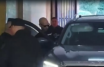 Pablo Martín Feijoo, al retirarse de Comodoro Py luego de declarar en la causa contra Manuel Adorni