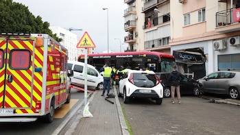 La colisión de un autobús
