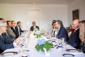El canciller Santiago Cafiero, reunido
