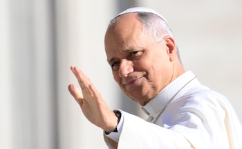 El Papa León XIV llega para dirigir la audiencia general semanal en la Plaza de San Pedro, Ciudad del Vaticano, 30 de septiembre de 2026. (Papa) EFE/EPA/ETTORE FERRARI