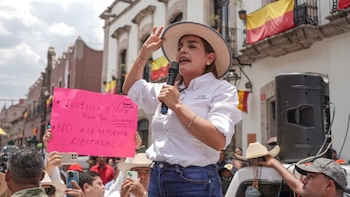 “El daño no me lo hacen a mí, el daño se lo hacen a los michoacanos”, declaró la funcionaria,