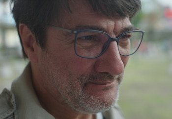 En "La mujer del río",