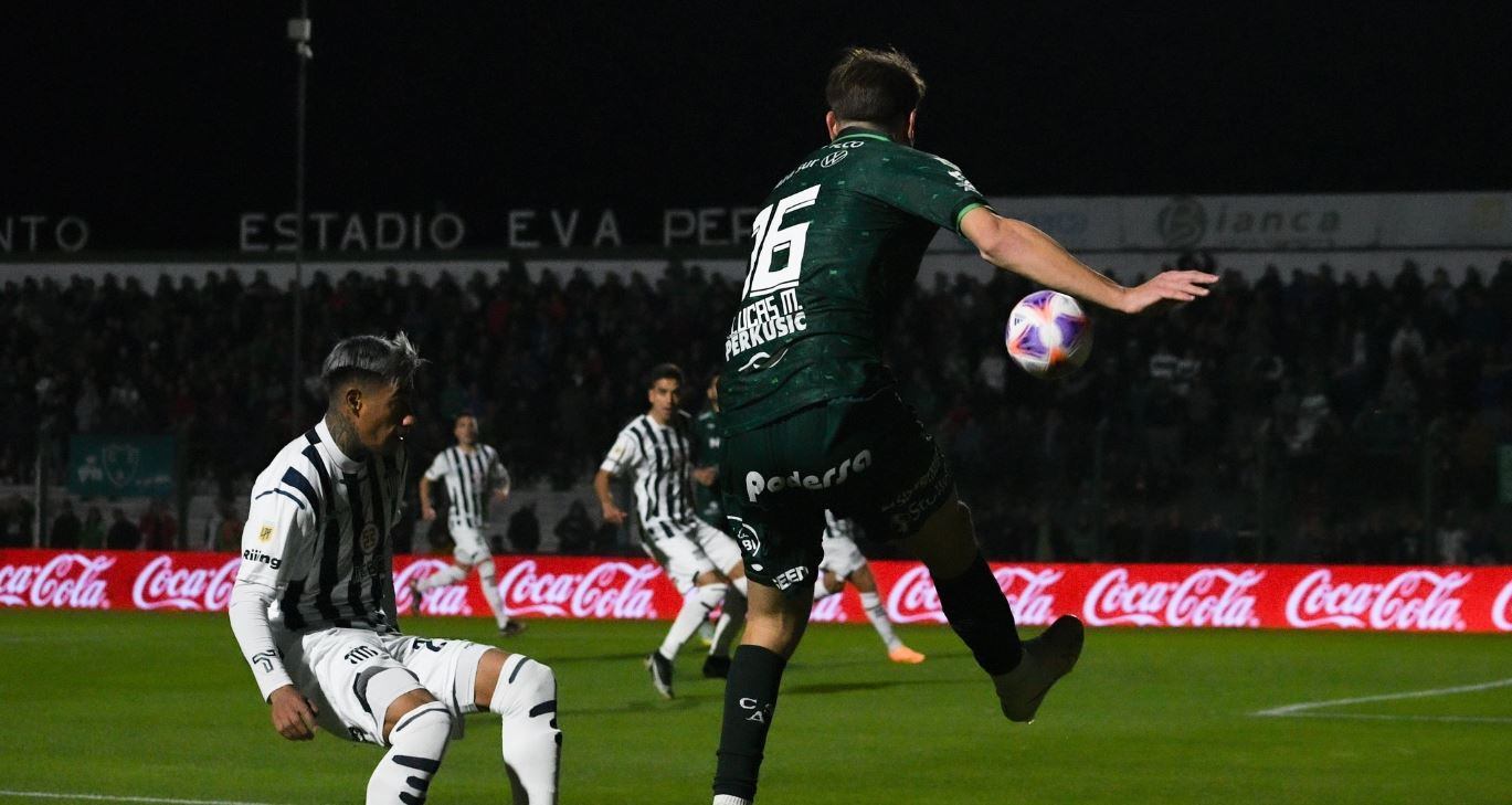 En el cierre del sábado, Sarmiento irá contra Talleres