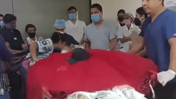 La familia de la joven