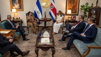 Delegación de Costa Rica realiza visita oficial a El Salvador para conocer estrategias en seguridad y desarrollo