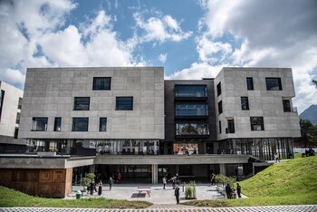 Profesores de la Universidad Nacional