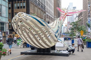 Fotografía la escultura Echoes, Una