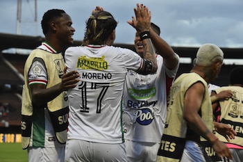 Once Caldas cerró su libro