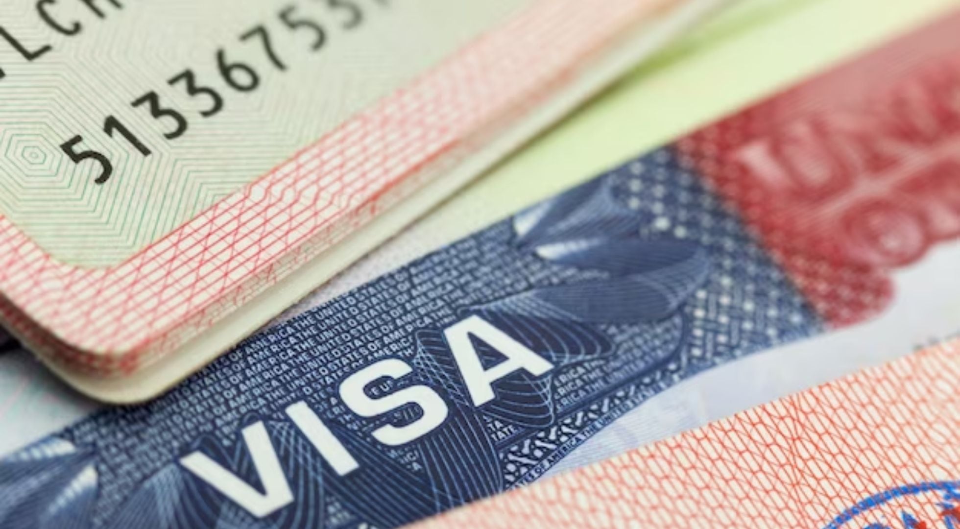 Las visas B-1/B-2 exigirán depósitos de 10,000, 15,000 o 20,000 dólares según la decisión de los funcionarios consulares. /(Freepik)