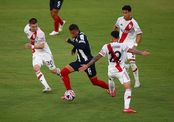 Nelson Deossa puede jugar como