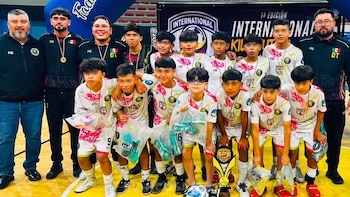 Equipo infantil de futbol pide ayuda para regresar a México luego de quedar varado en Colombia tras terremoto de 7.4