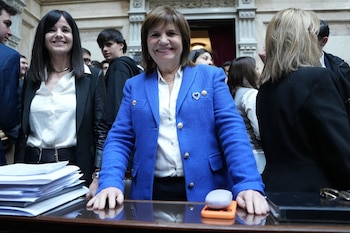 Sesión especial en la Cámara de Diputados - 24 de junio
