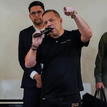 Santiago Botero culpó a Abelardo de la Espriella de aprovecharse del hambre en Colombia y Venezuela