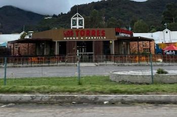 Restaurante Los Torres / Pulzo