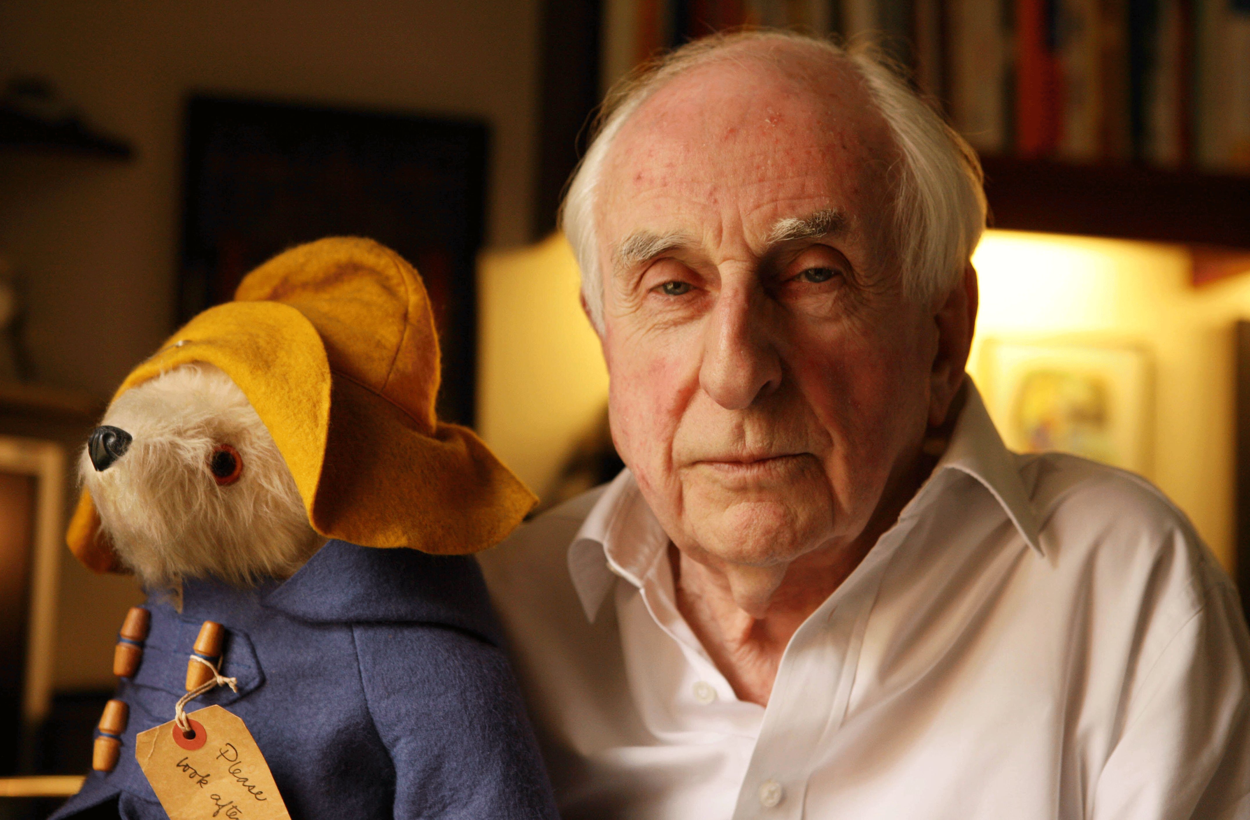 El oso de juguete que inspiró a Paddington fue el regalo de Navidad que Michael Bond compró en 1956 para su esposa Brenda