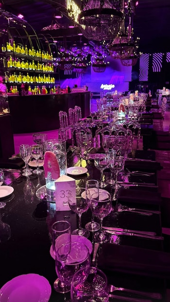 El salón principal destacó por