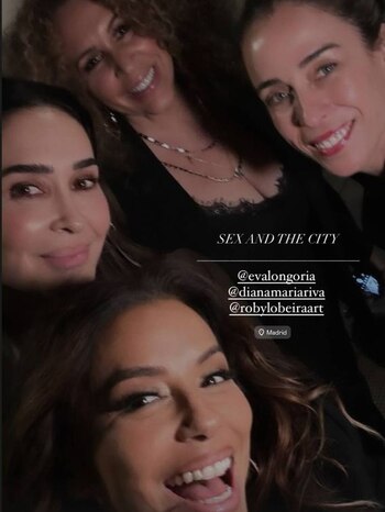 Eva Longoria y Vicky Martín