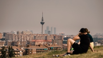 Las olas de calor, los incendios y el polvo sahariano agravan la calidad del aire: España es una de las zonas más problemáticas de la contaminación atmosférica