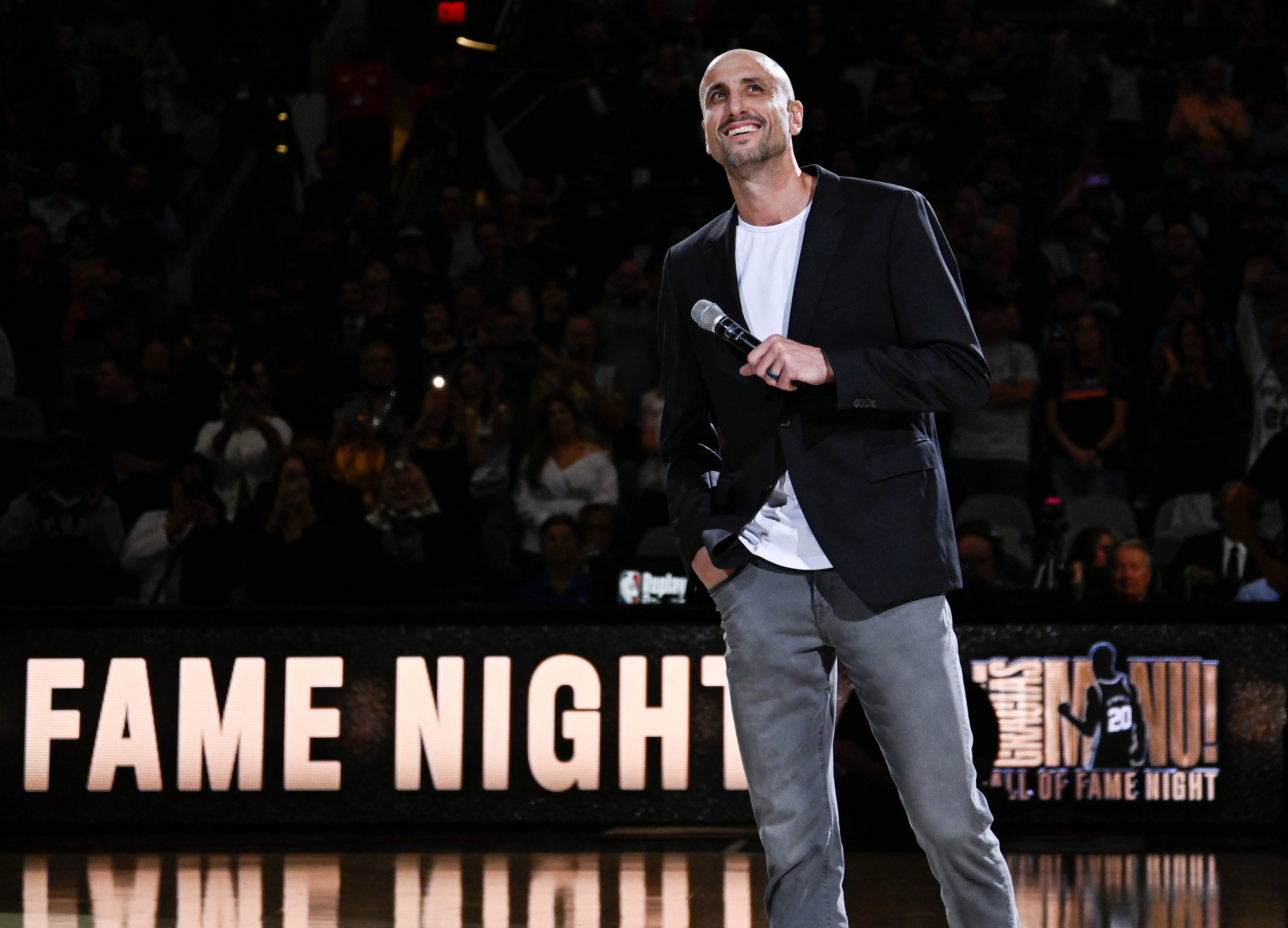 Manu Ginóbili sigue siendo recordado como uno de los mejores jugadores de la historia de la NBA (AP Foto/Darren Abate, Archivo)