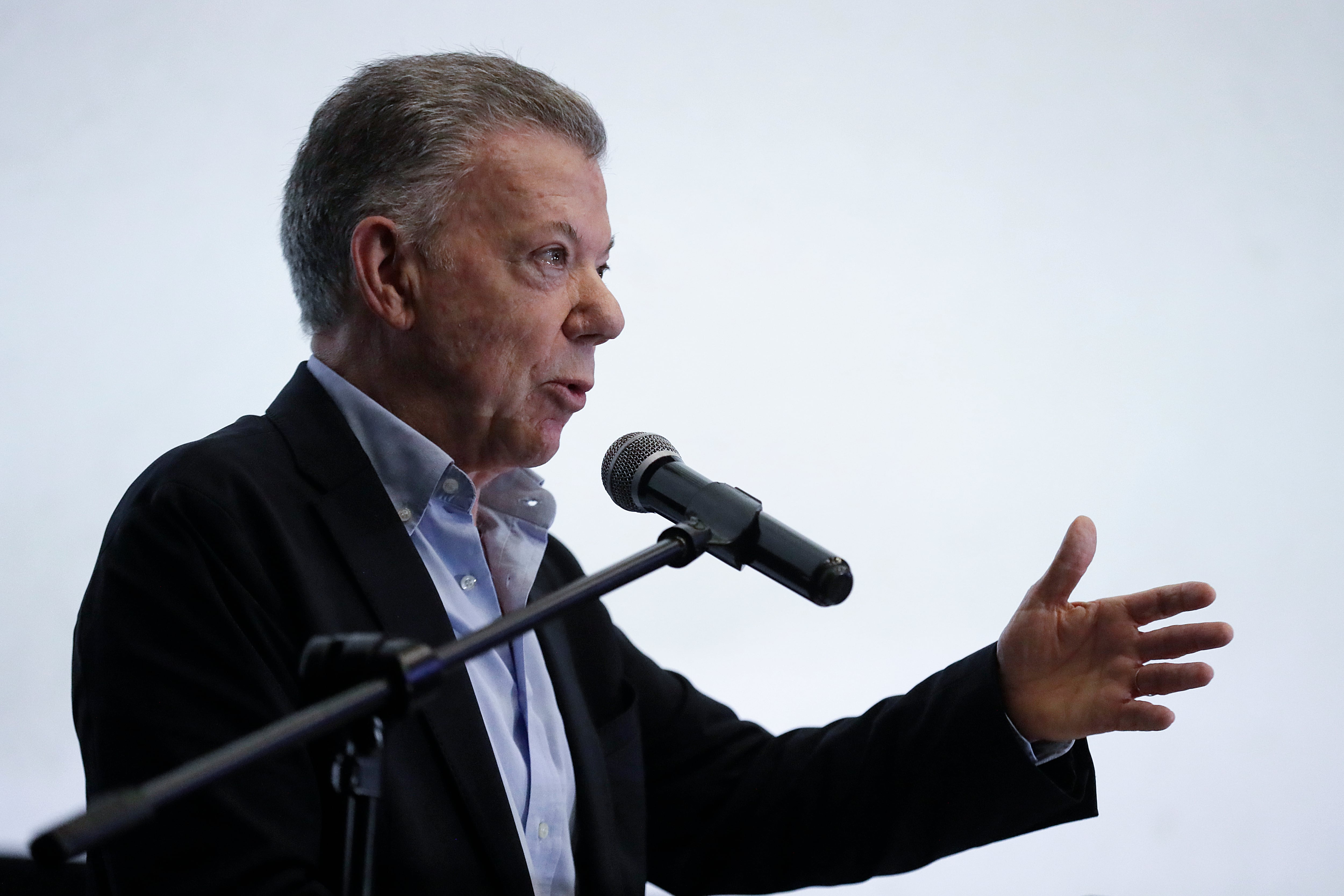 Colombia conmemora nueve años del acuerdo de paz con preocupación sobre su implementación