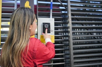 TransMilenio instaló los primeros botones de alerta en la estación Minuto de Dios de Bogotá como parte de su estrategia de seguridad - crédito Transmilenio