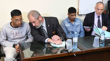 Los acusados durante el juicio