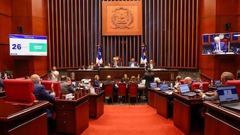 El Senado dominicano aprueba una reforma que redefine el poder del procurador general y limita a 14 sus adjuntos