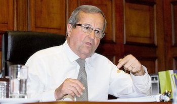 Luis Molina presentará acción de