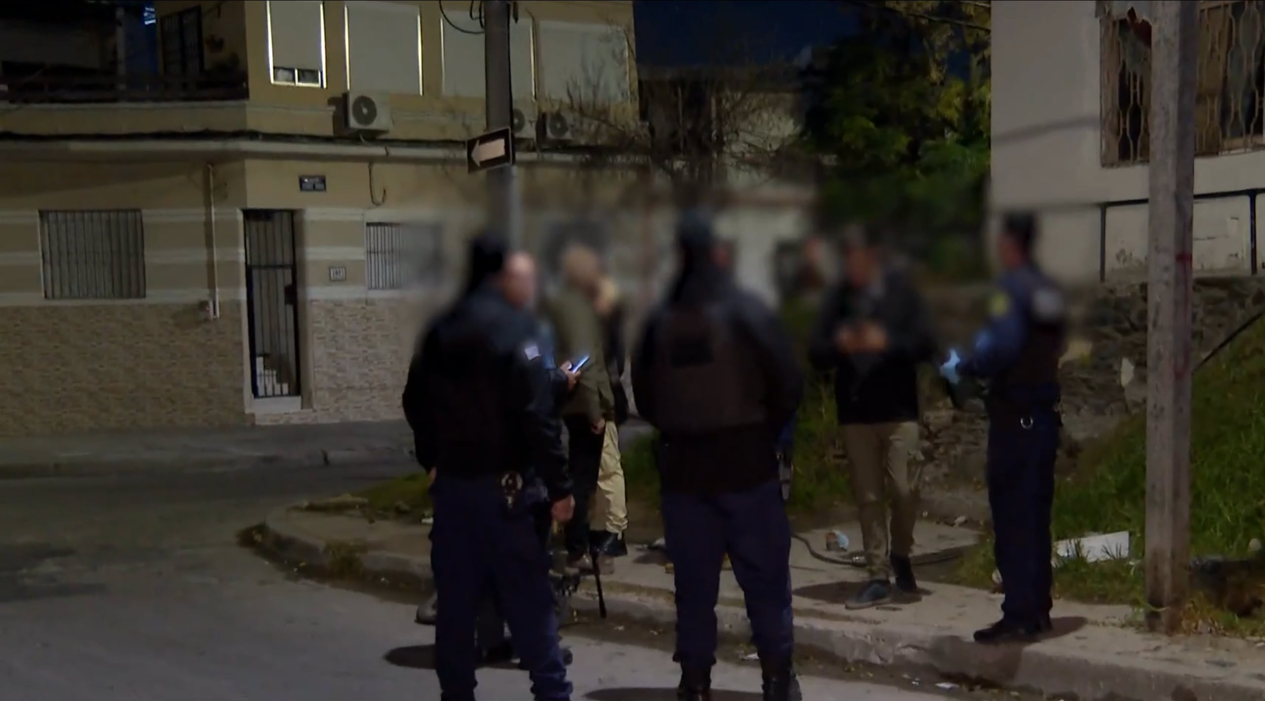 Triple crimen en boca de droga en el barrio Cerro de Montevideo (Captura Telenoche/Canal 4)
