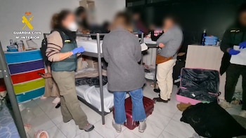 Los agentes han detenido a