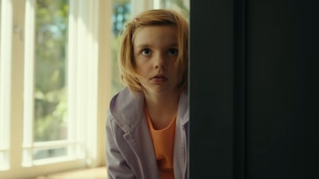 Jessica Chastain acecha como un demonio en el nuevo tráiler de ‘La otra madre’
