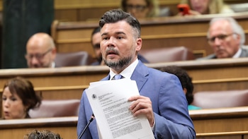 Rufián pide a Sánchez reaccionar al caso Zapatero: "Si es verdad es una mierda, si es mentira es una mierda mayor"