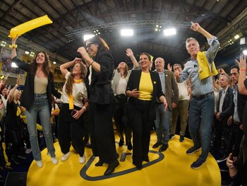 Mauricio Macri frenó en seco a sus seguidores en el cierre de campaña del PRO: "Paremos esto" - Image 2