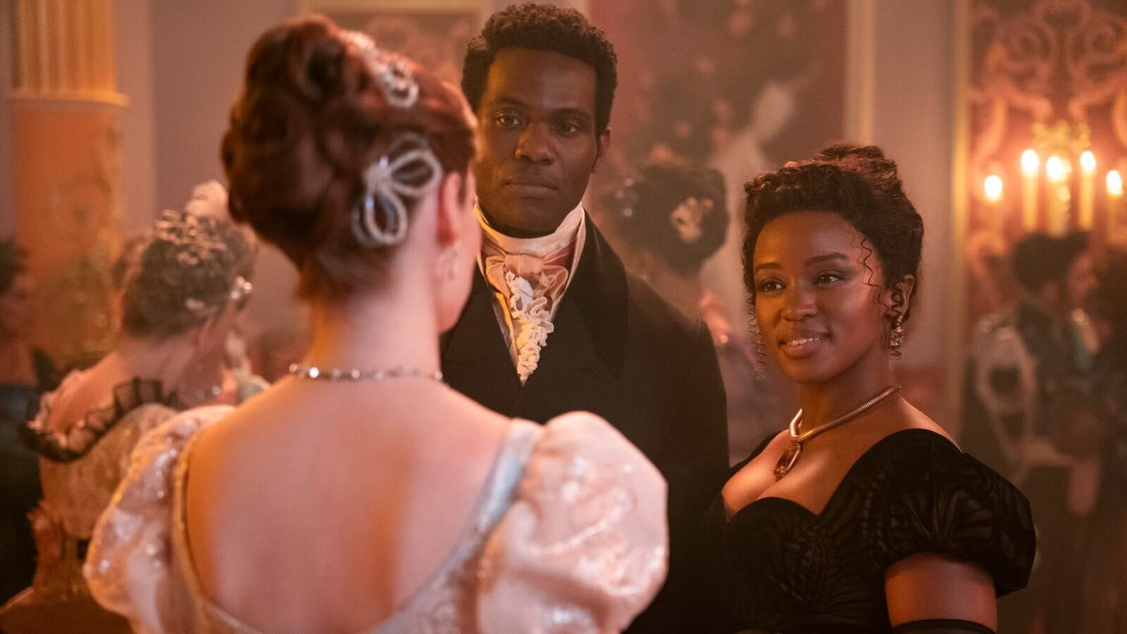 Según la actriz, Michaela despierta una energía distinta en Francesca que se desarrollará más adelante.(Captura: Netflix)