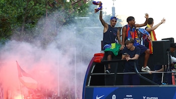 Las perlitas de los festejos del Barcelona: de la “presencia” de Messi al hit argentino que hizo furor