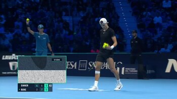 Rune desafió su propio saque