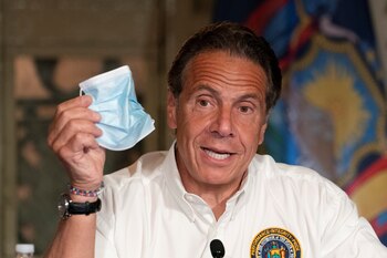 El gobernador de Nueva York, Andrew Cuomo