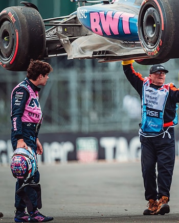 Así retiraron el auto de