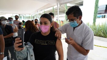 Por qué CDMX suspendió vacunación