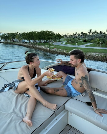 Stefi Roitman y Ricky Montaner