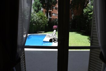 La pileta también se integra