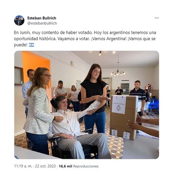 Esteban Bullrich emitió su voto