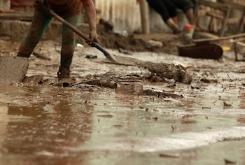 Los huaicos son deslizamientos de