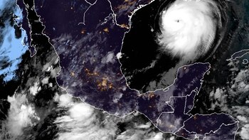 La Depresión Tropical Trece-E “se