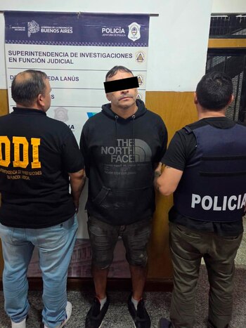 Salazar tras ser detenido